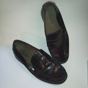 CLARKS Men's Loafers Burgundy Leather Shoes Size 7 1/2 M
